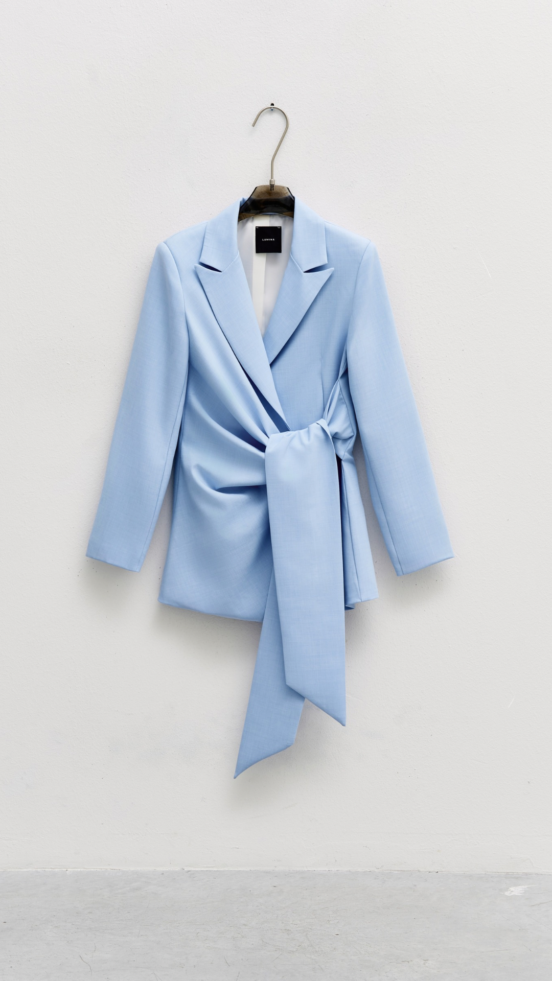 Giacca tailleur con nodo Vanchi