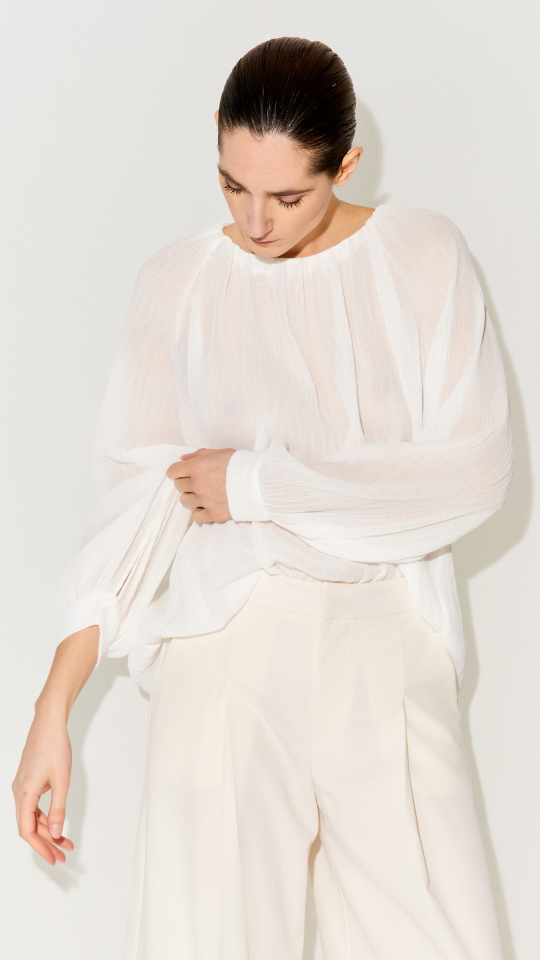 Blusa con scollo rotondo