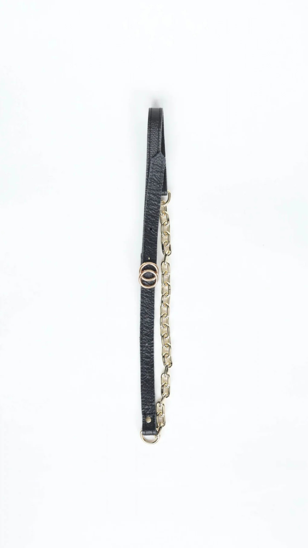Cintura nera con catenina