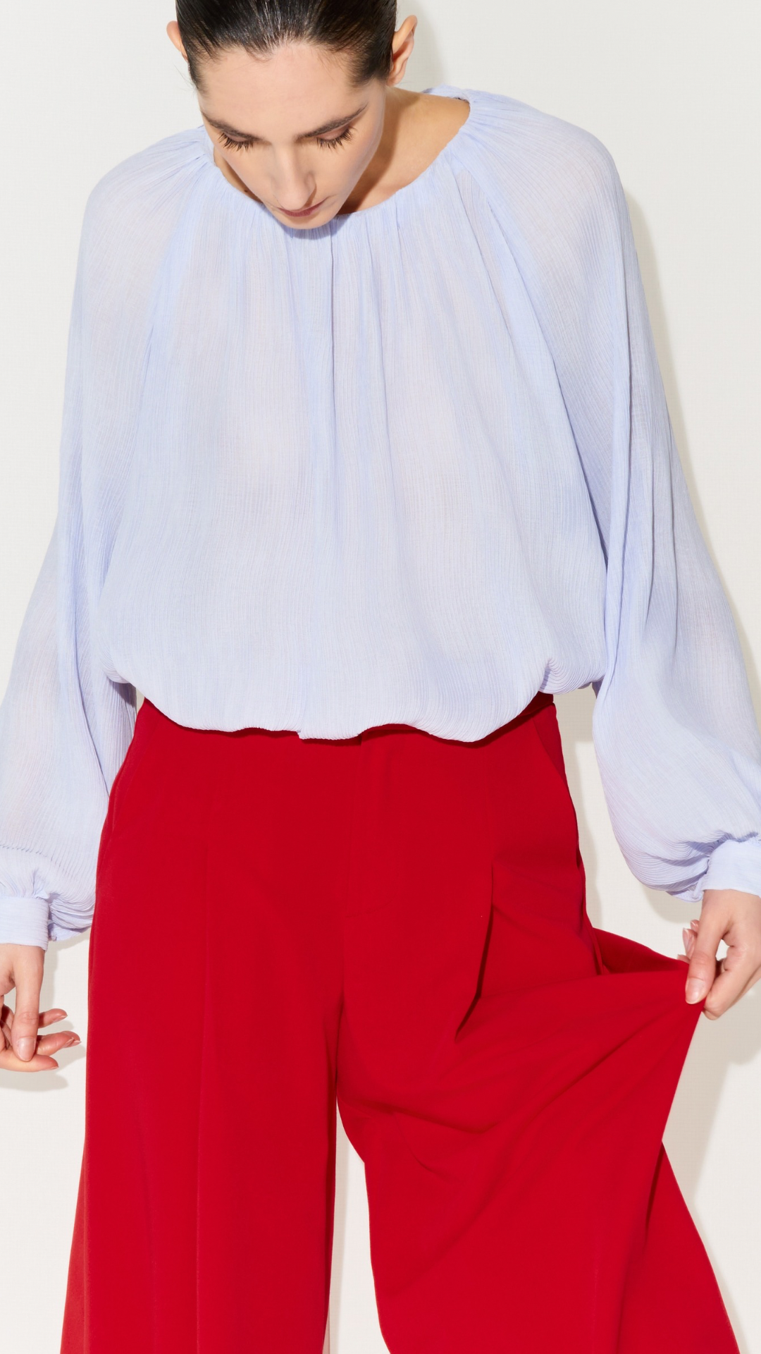 Blusa con scollo rotondo