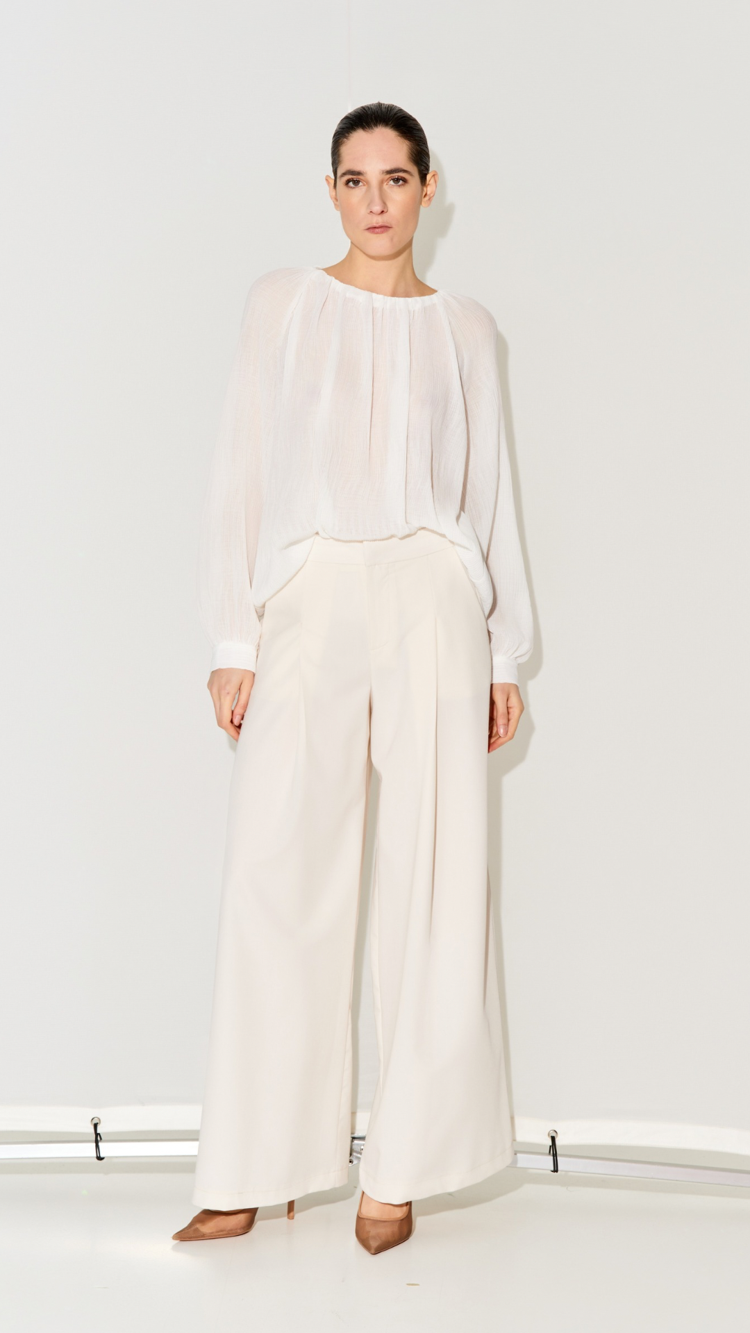 Blusa con scollo rotondo