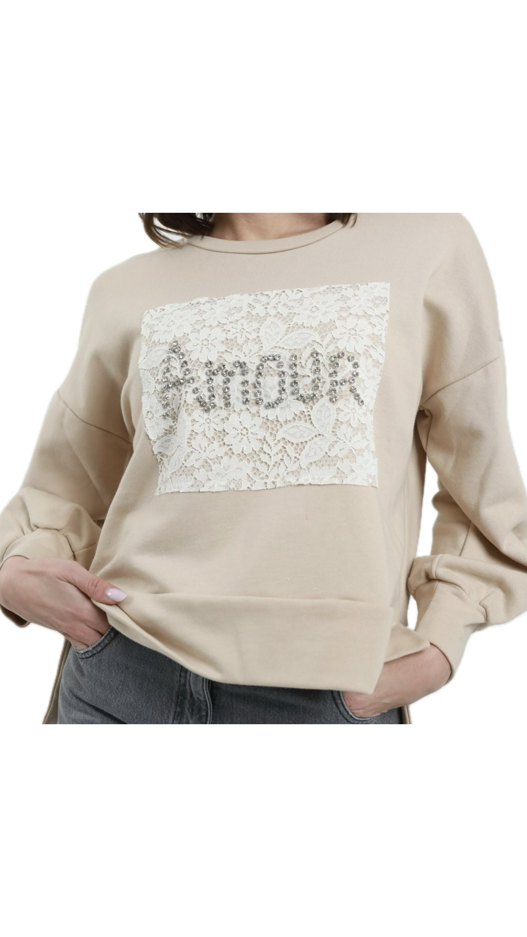 Felpa con scritta “AMOUR”